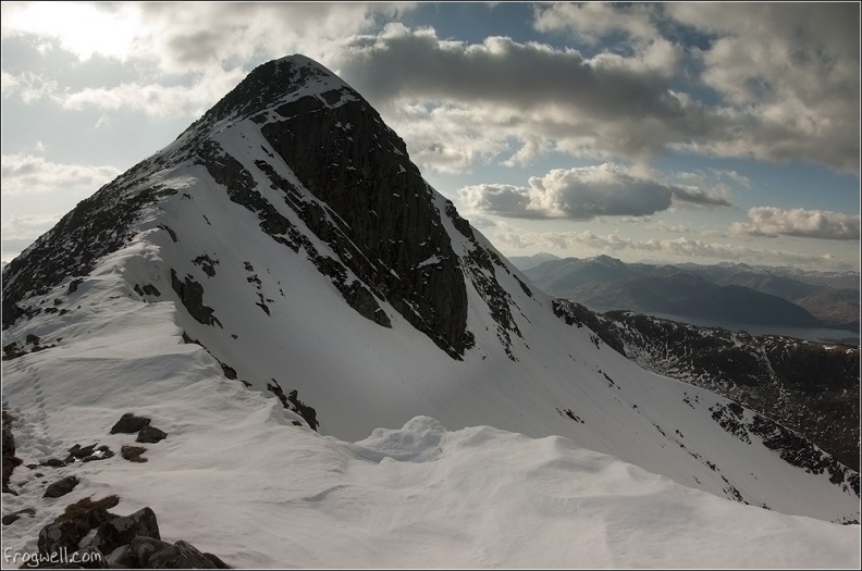 Final ascent to Sgorr Dhonuill.jpg